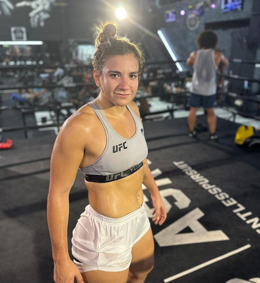 Ailin Perez profile photo