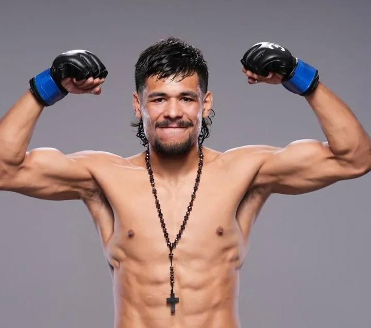 Gilbert Urbina profile photo