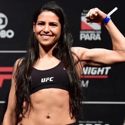 Polyana Viana profile photo