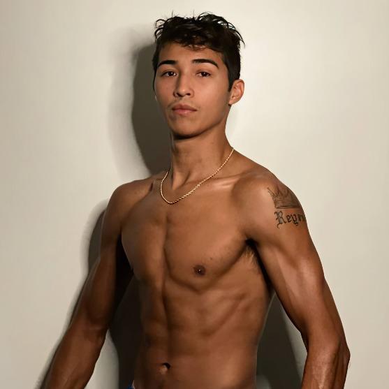 Roman Reyes profile photo